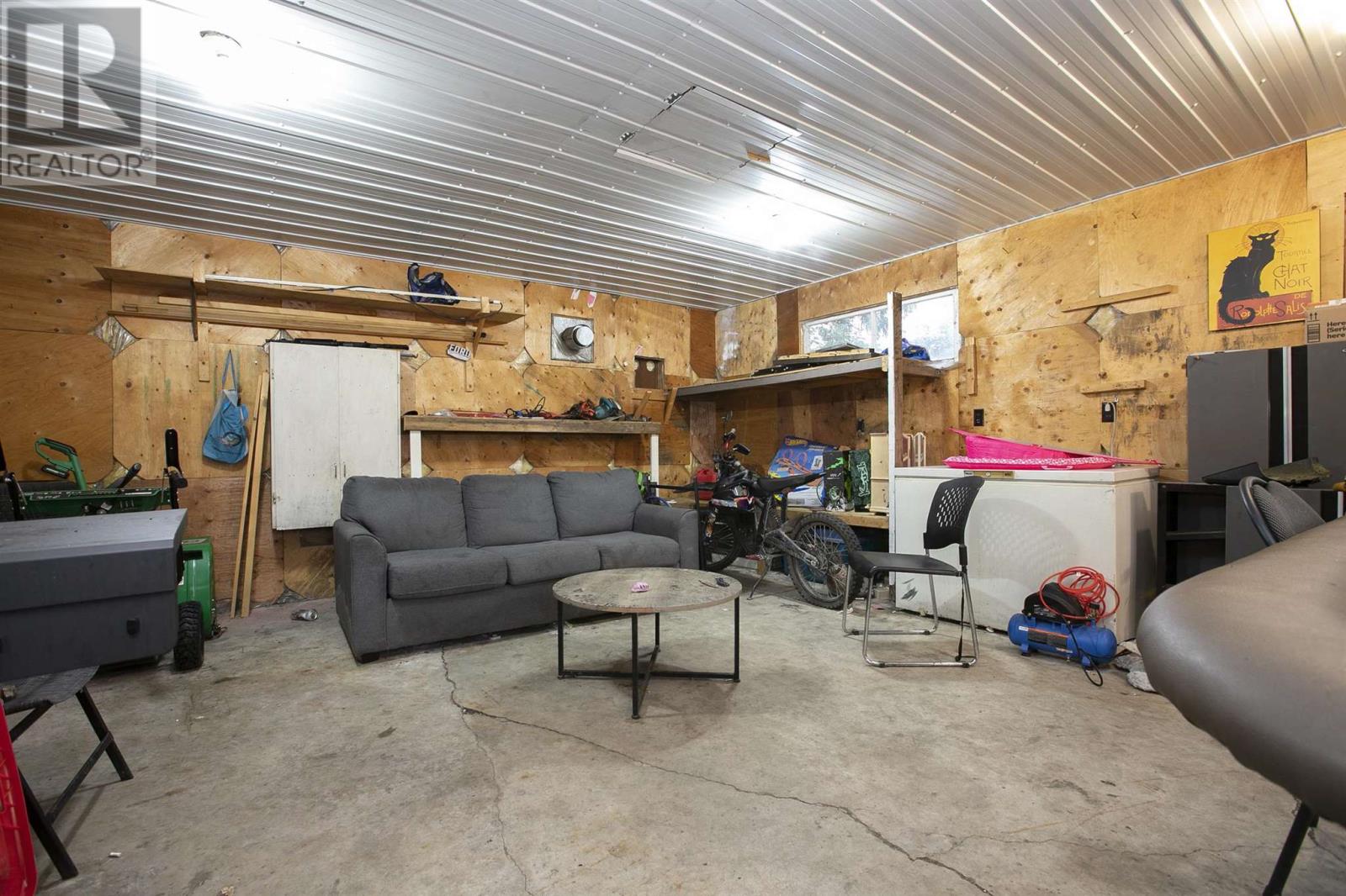 3 Henrietta AVE - 38