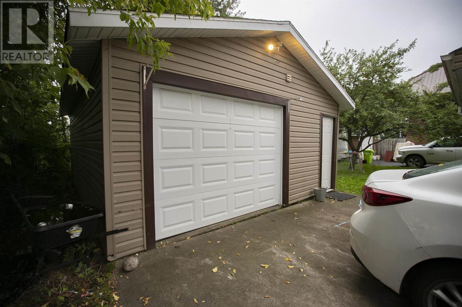 3 Henrietta AVE - Image 5