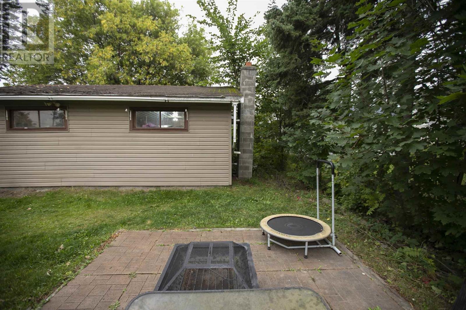 3 Henrietta AVE - 8