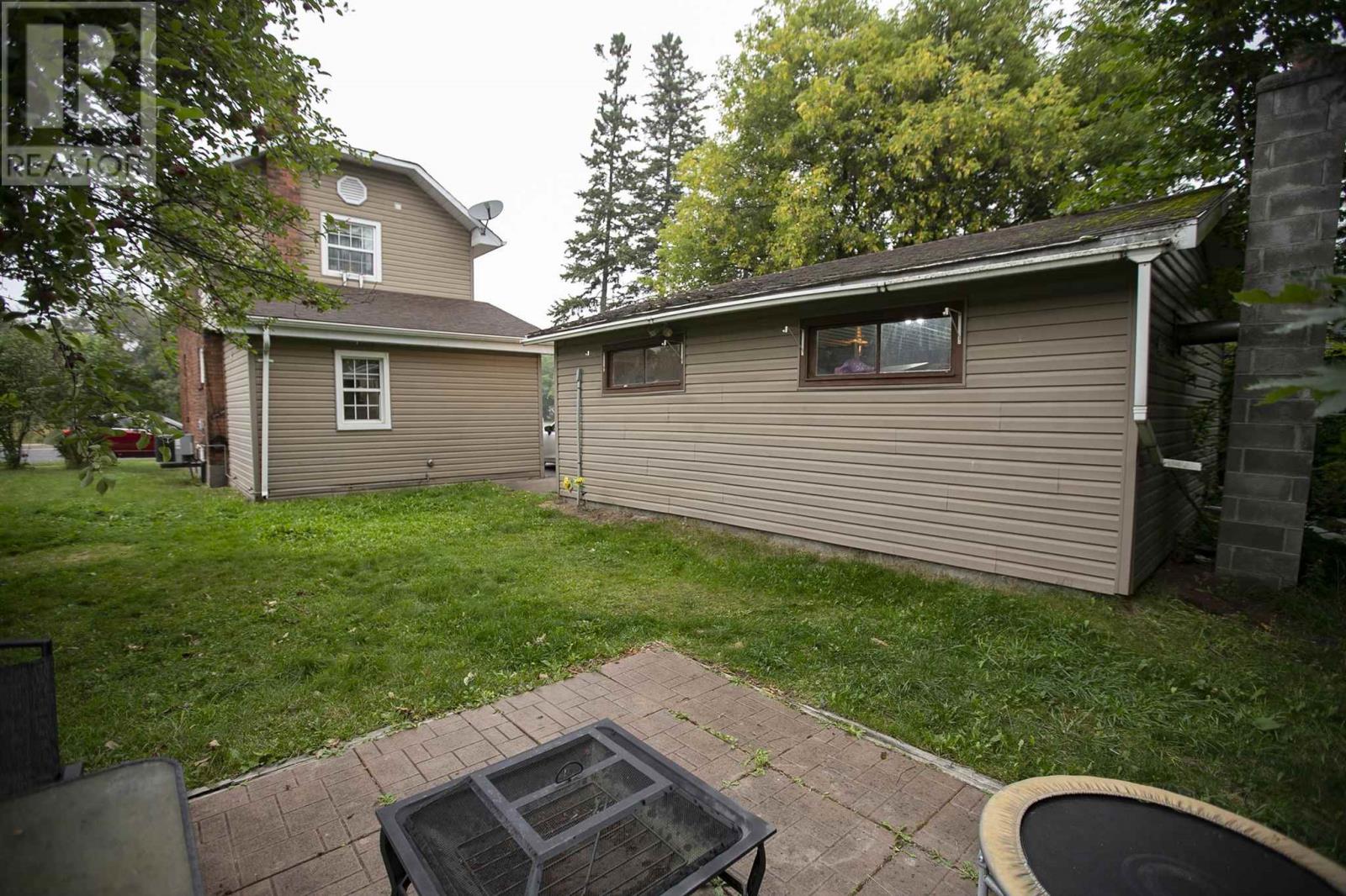 3 Henrietta AVE - Image 9