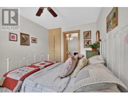 70 Livingston Avenue, Kingston, ON K7L4L4 Photo 17