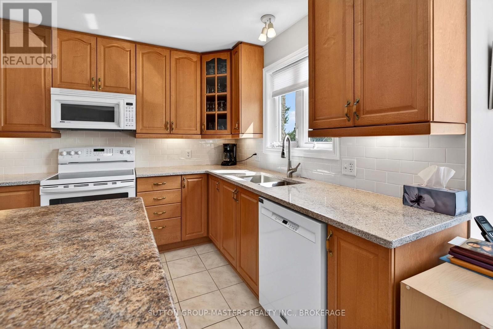 36 GLENORA DRIVE - Image 12