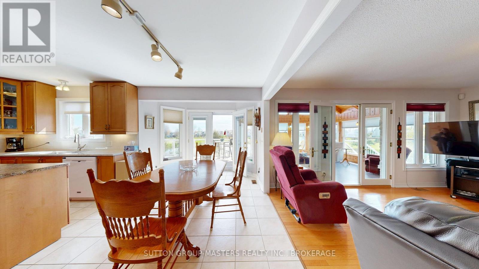 36 GLENORA DRIVE - Image 14