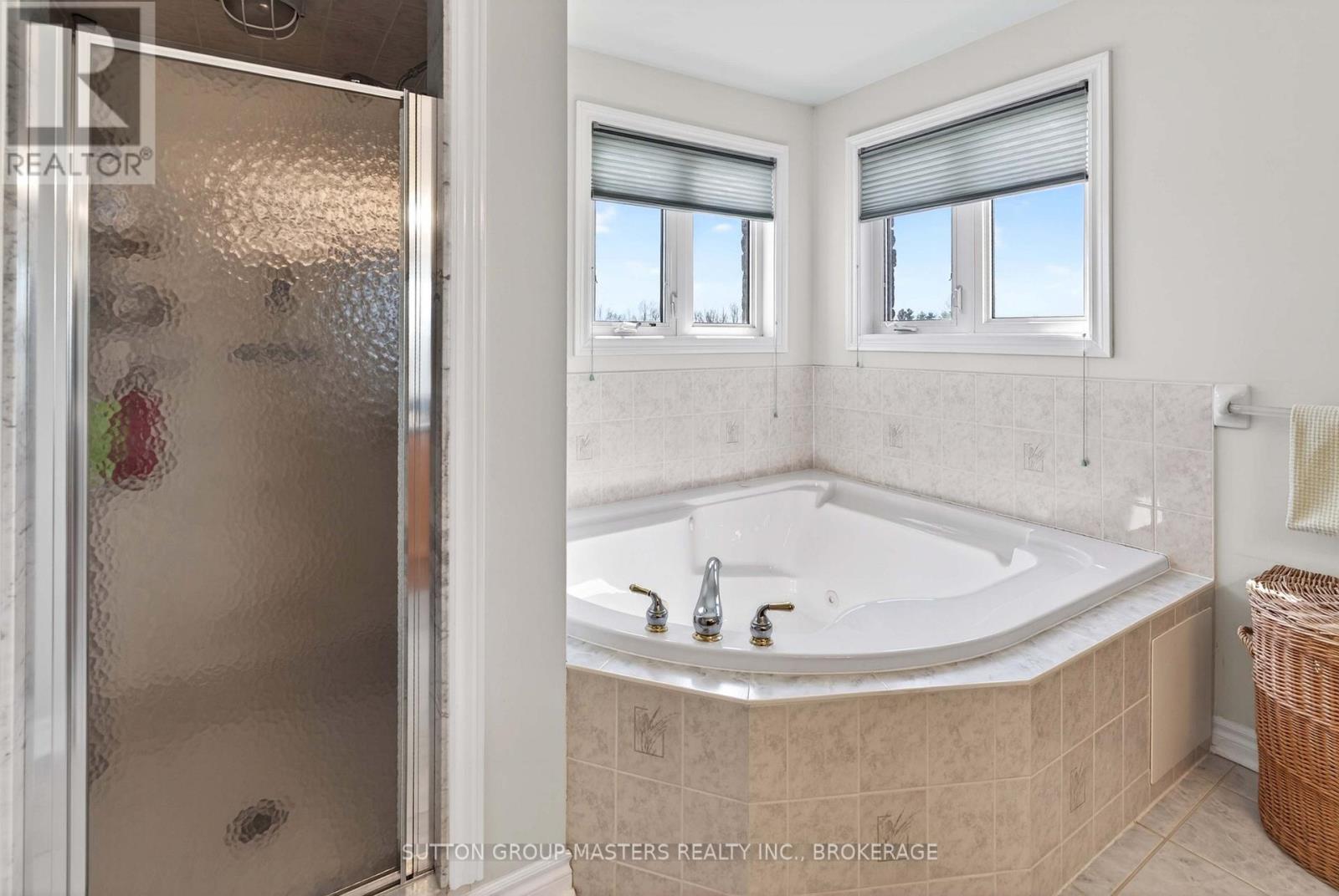36 GLENORA DRIVE - Image 28