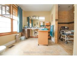 668 Brealey Drive, Peterborough, ON K9K2M7 Photo 19