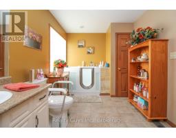 668 Brealey Drive, Peterborough, ON K9K2M7 Photo 23