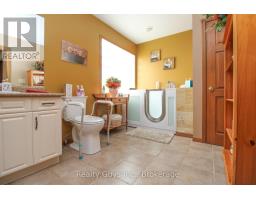 668 Brealey Drive, Peterborough, ON K9K2M7 Photo 24
