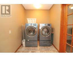 668 Brealey Drive, Peterborough, ON K9K2M7 Photo 31