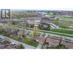 668 Brealey Drive, Peterborough, ON K9K2M7 Photo 8