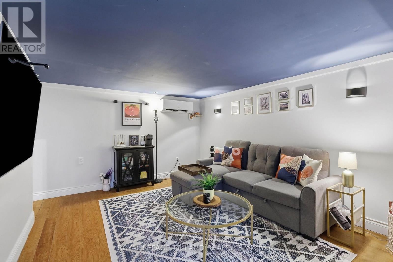 #81 825 DUNDALK DRIVE - 27