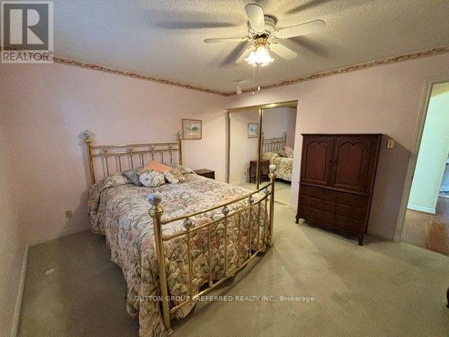 #40 60 FIDDLERS GREEN ROAD - Image 14