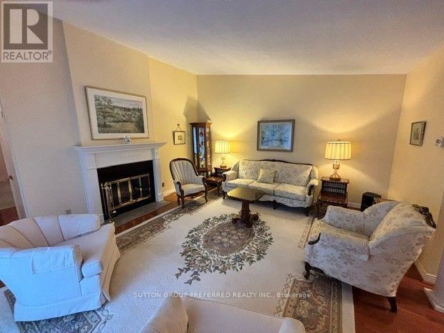 #40 60 FIDDLERS GREEN ROAD - 4