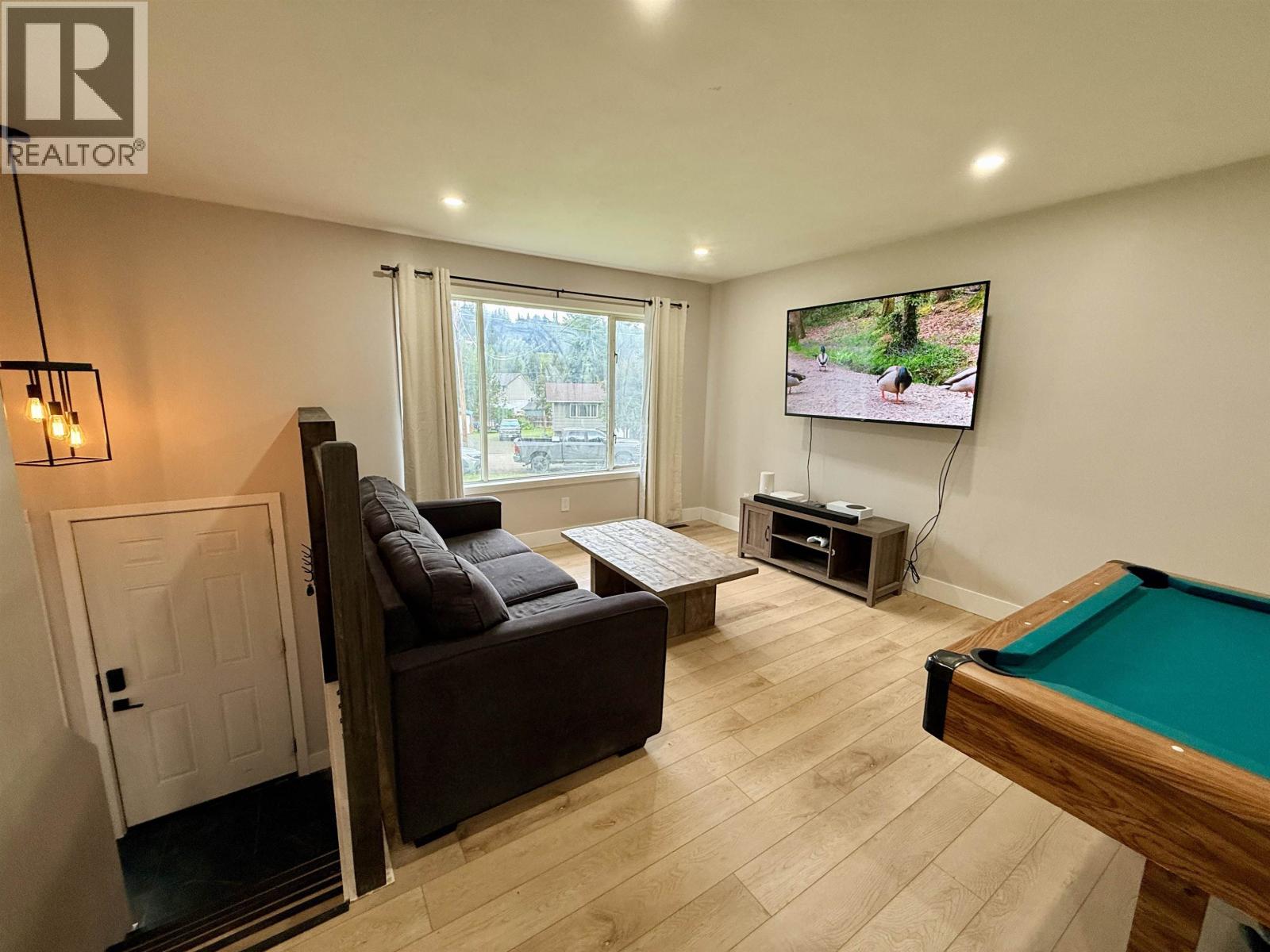 6024 KIM PLACE - 9
