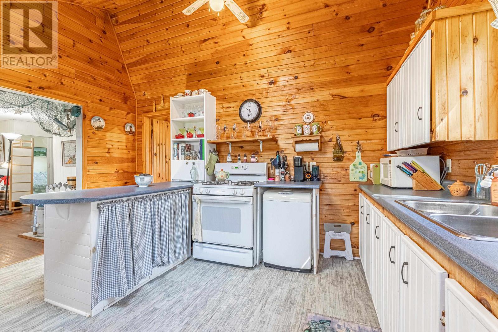 6 SUNSHINE Trail - Image 10