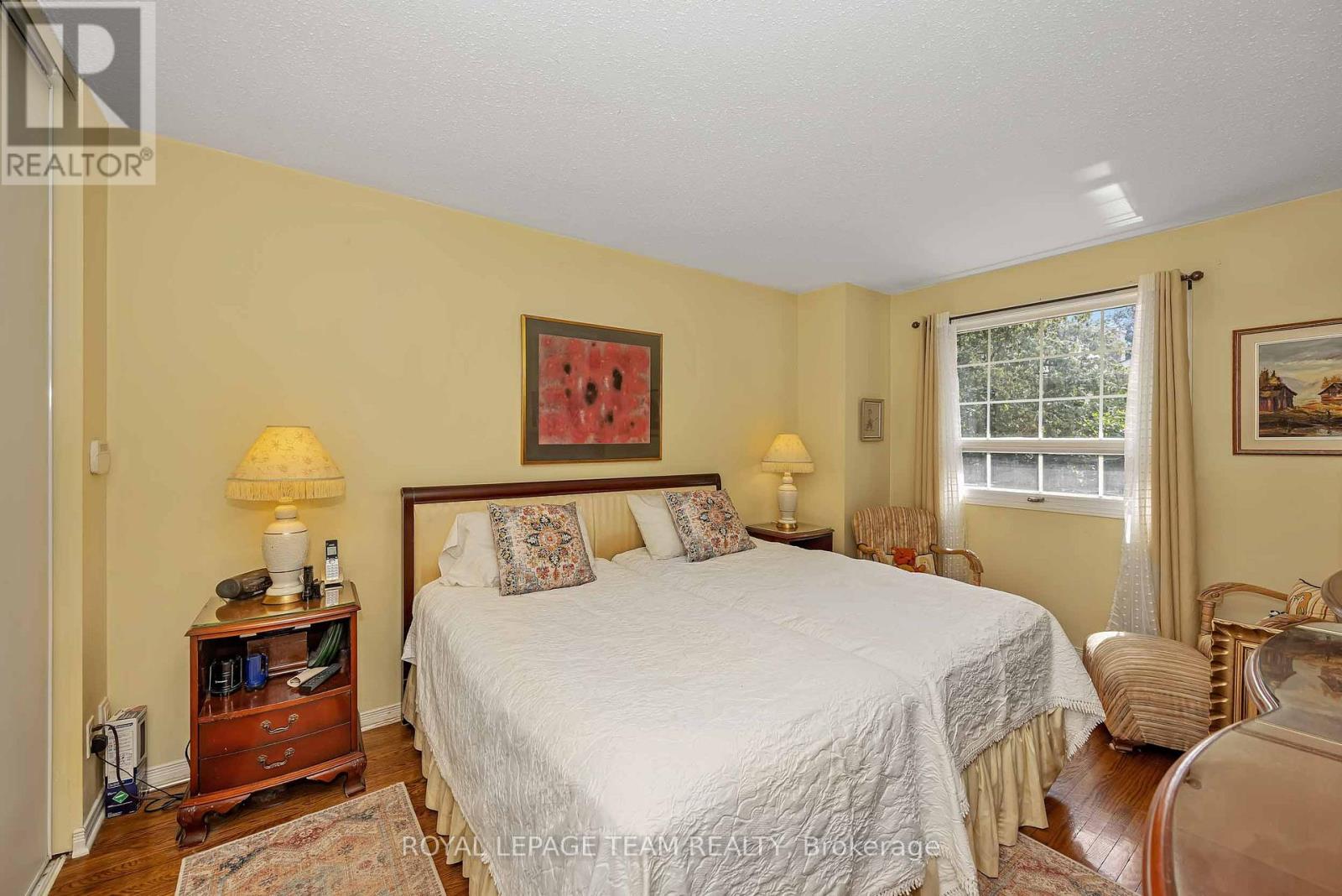 28 MONTEREY DRIVE - 17