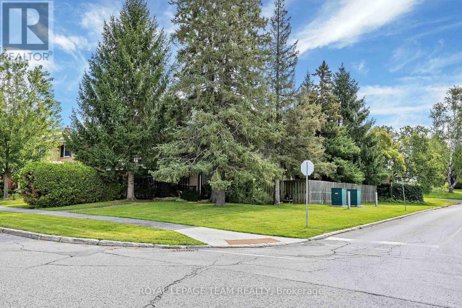 28 MONTEREY DRIVE - 2