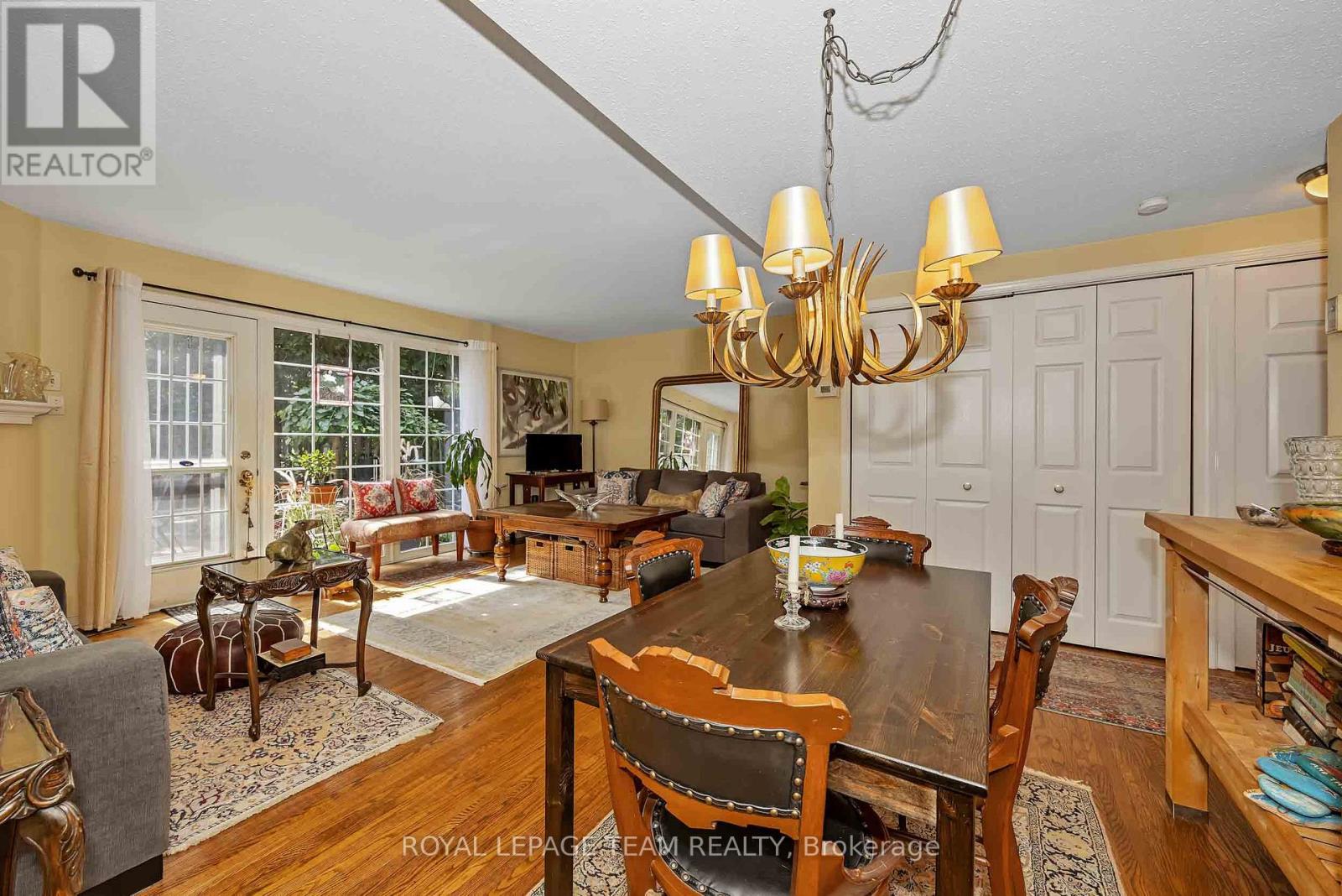 28 MONTEREY DRIVE - 9
