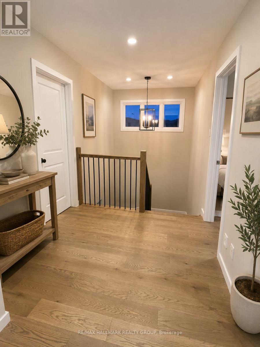 - 20 RUTILE STREET - Image 11