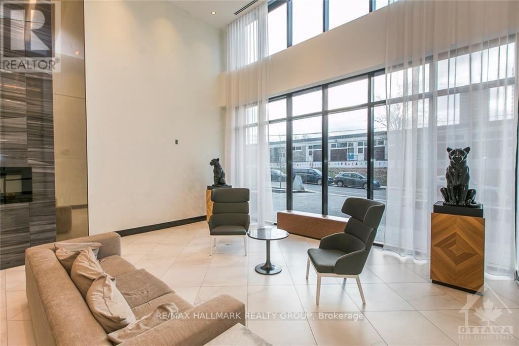 #905 255 BAY STREET - 26