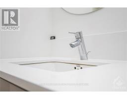 905 - 255 Bay Street, Ottawa, ON K1R0C5 Photo 13