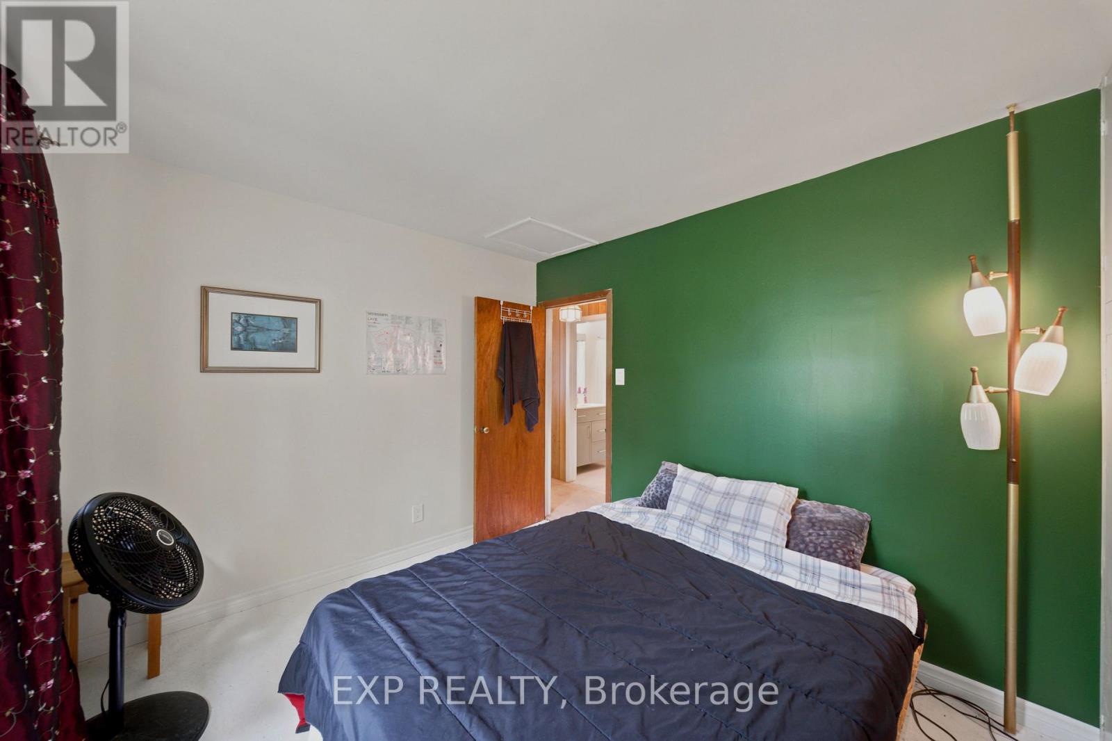 144 RUTH STREET - 7