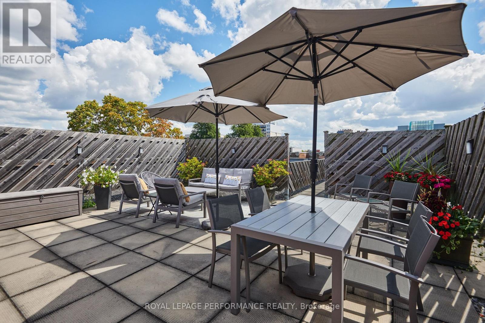 201 - 317 Metcalfe Street