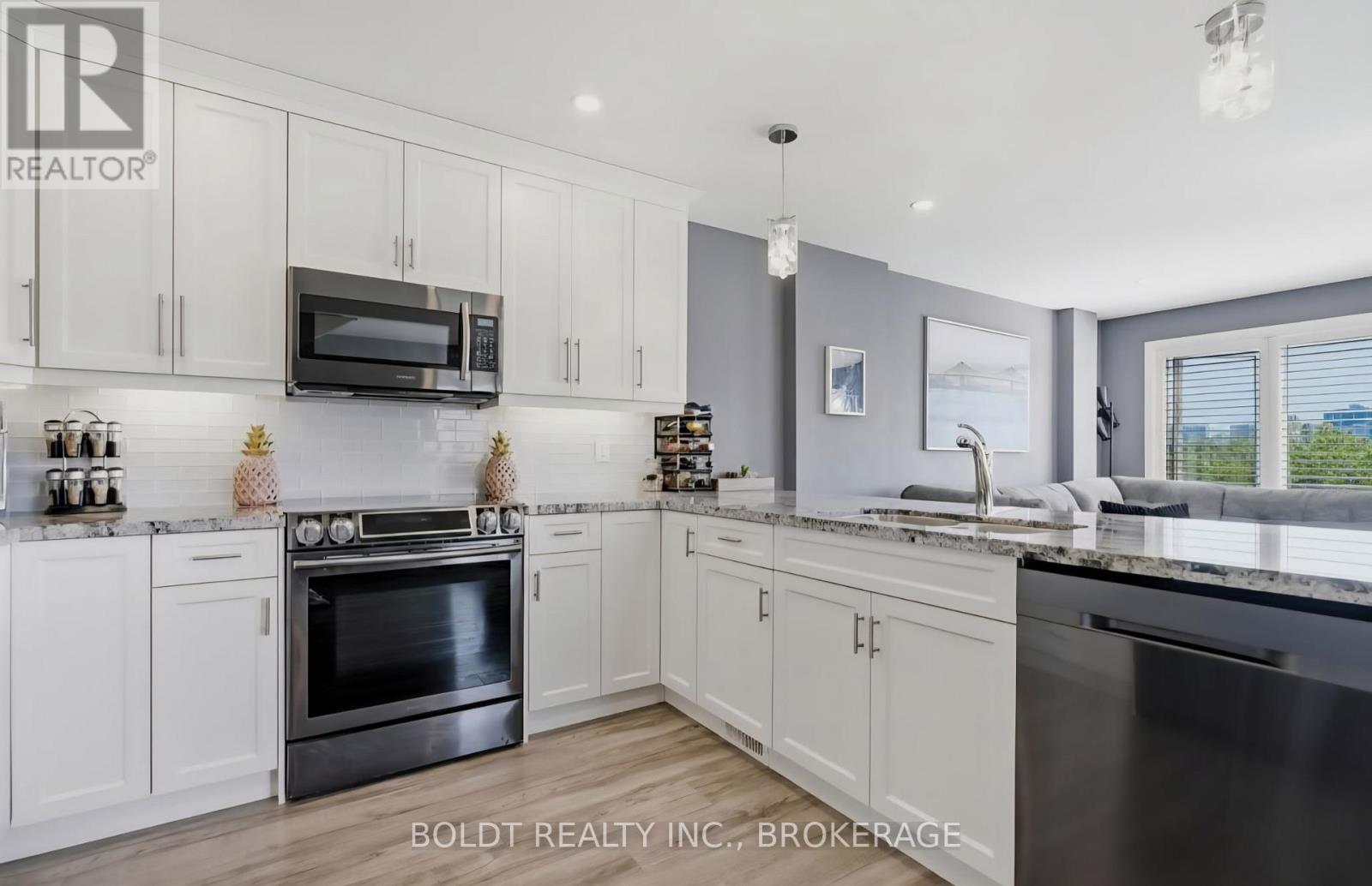 83 HILLVIEW ROAD - Image 11