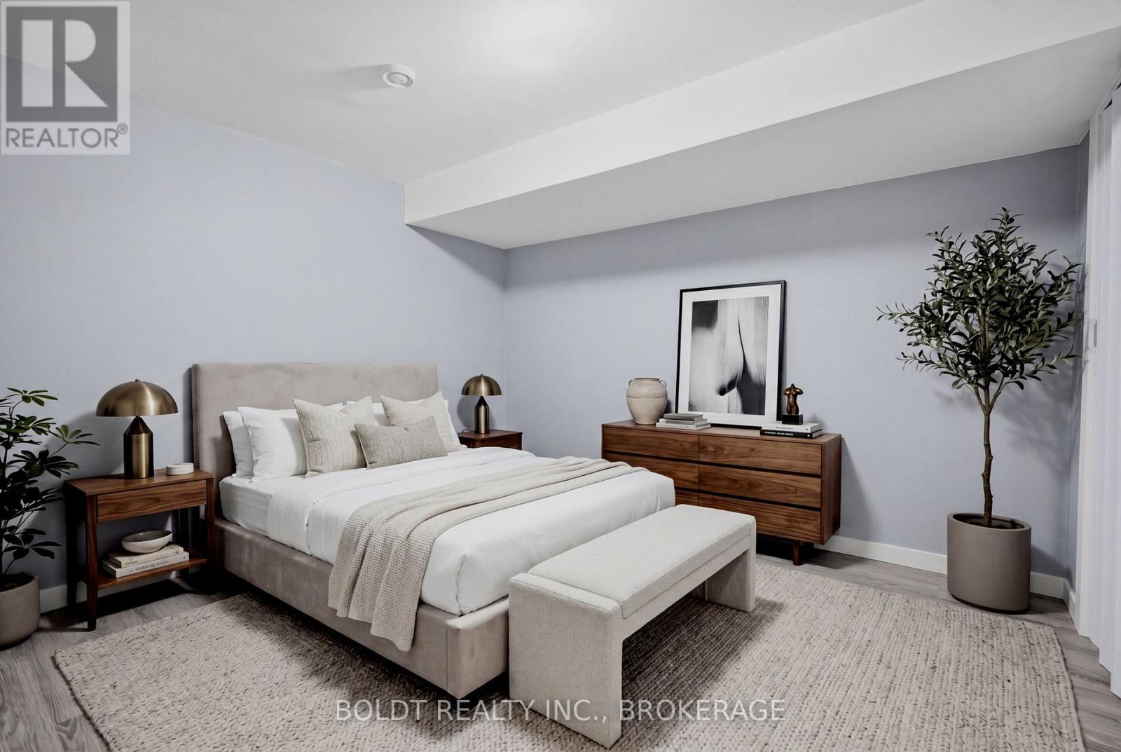 83 HILLVIEW ROAD - Image 26