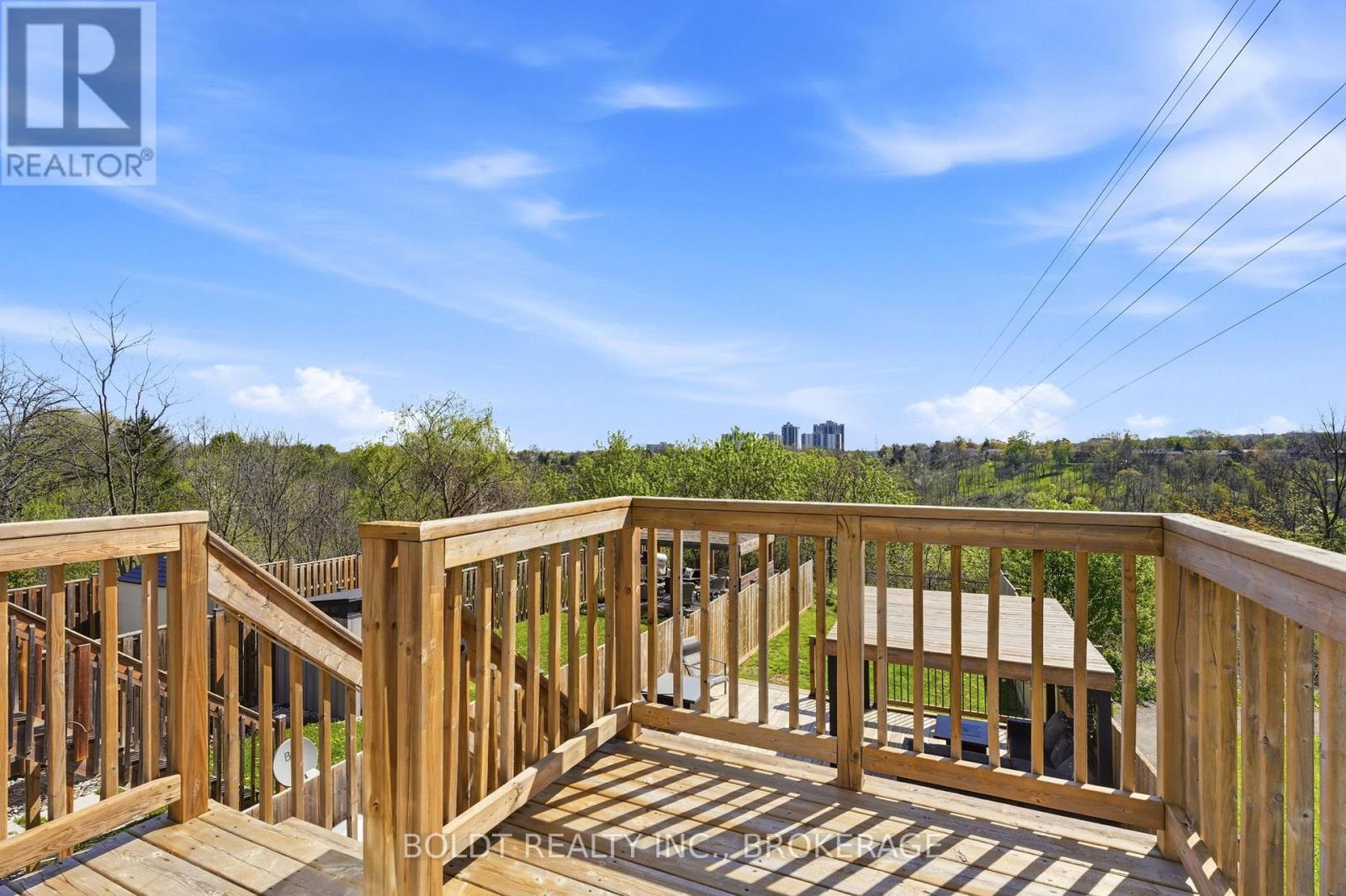 83 HILLVIEW ROAD - Image 35