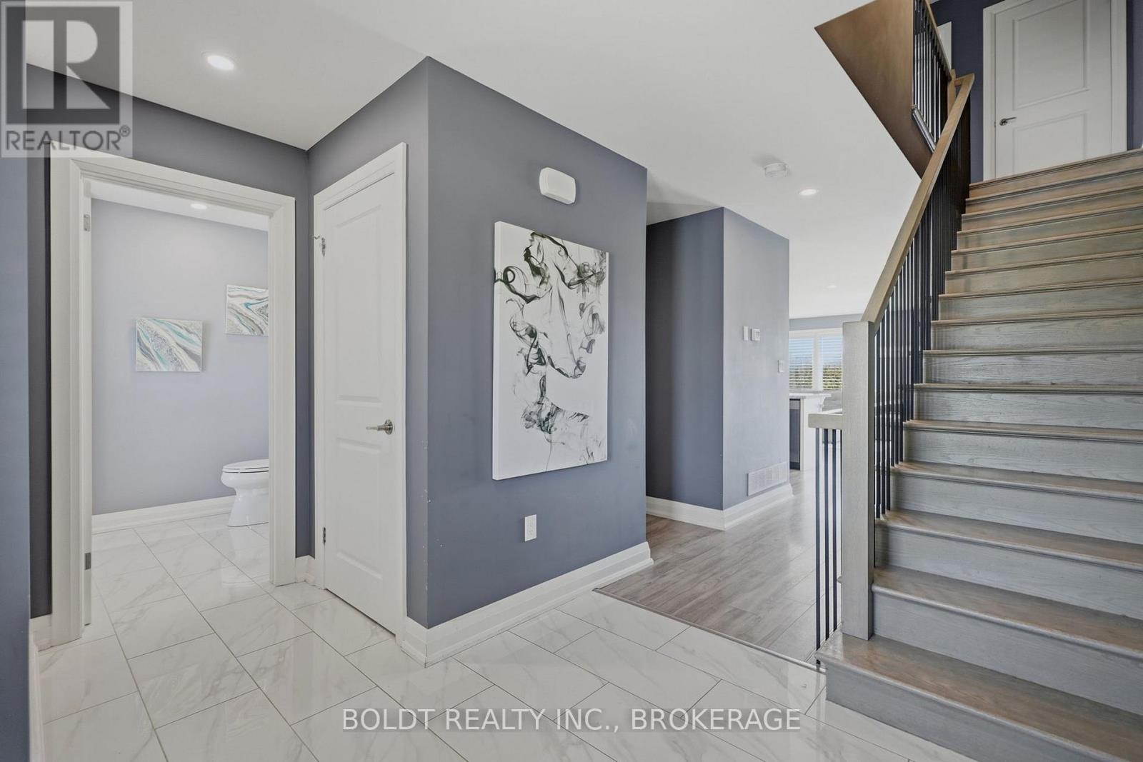 83 HILLVIEW ROAD - Image 6