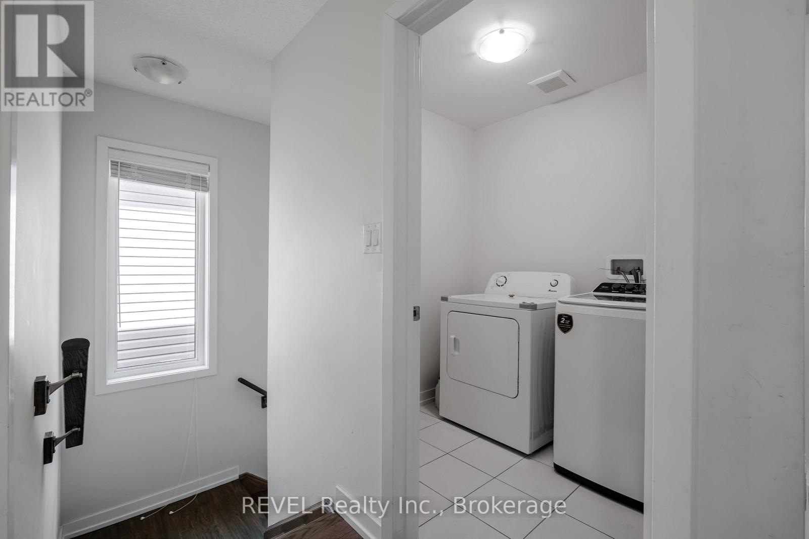 111 SUNFLOWER CRESCENT - Image 14