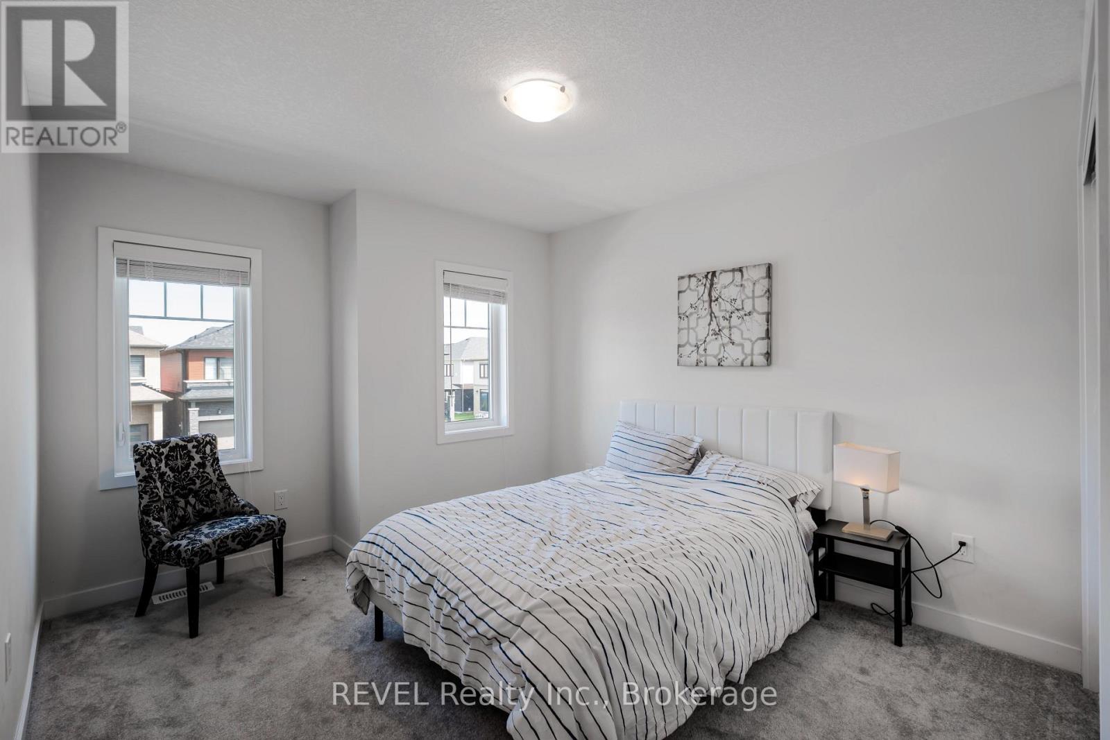 111 SUNFLOWER CRESCENT - 18