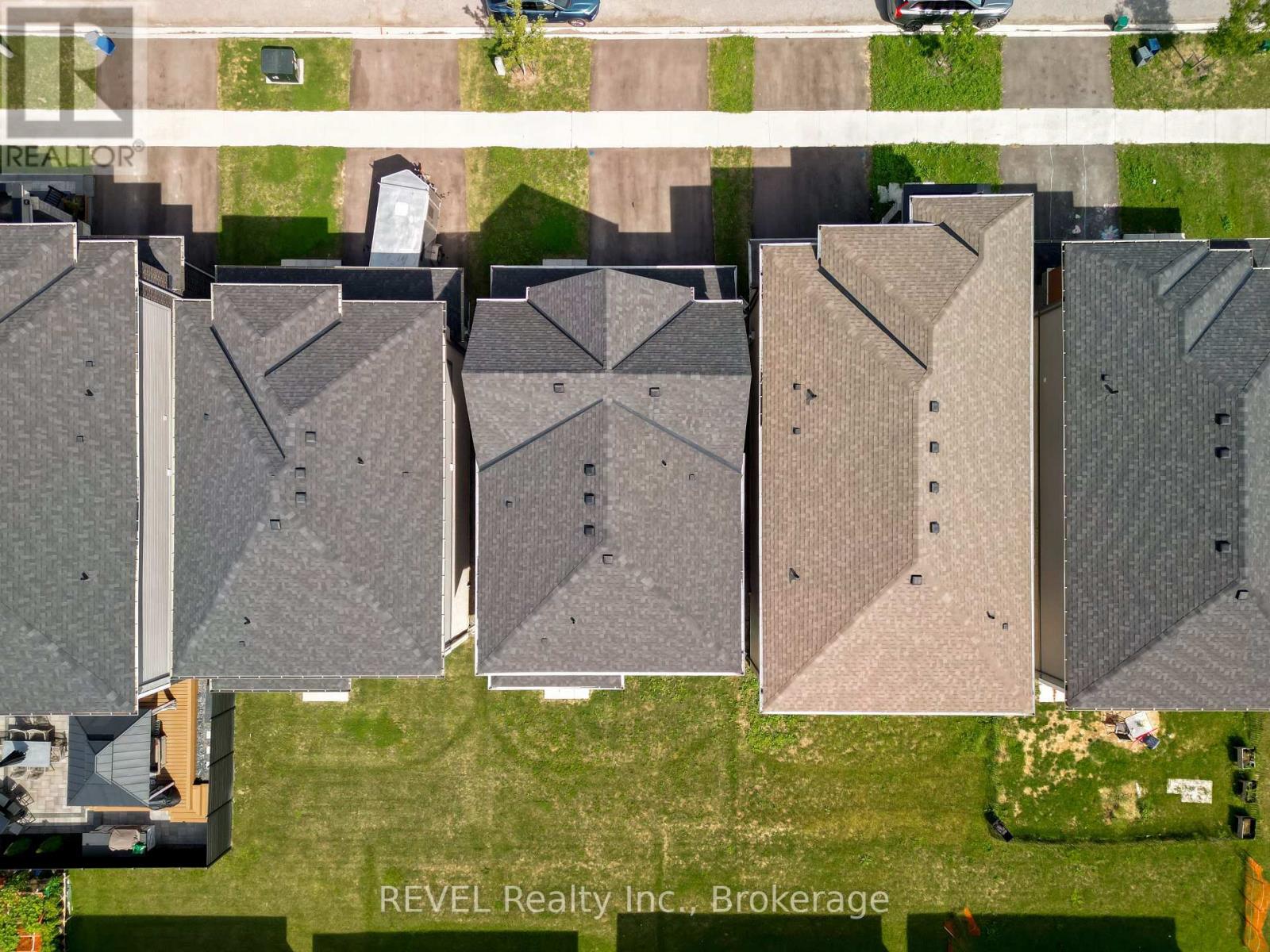 111 SUNFLOWER CRESCENT - 25