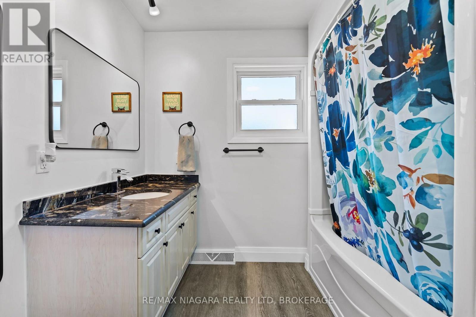 741 ELM STREET - 19