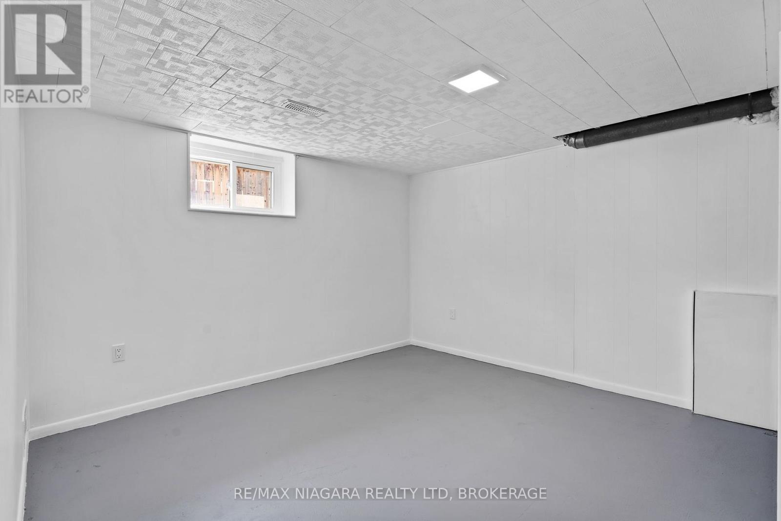 741 ELM STREET - 22