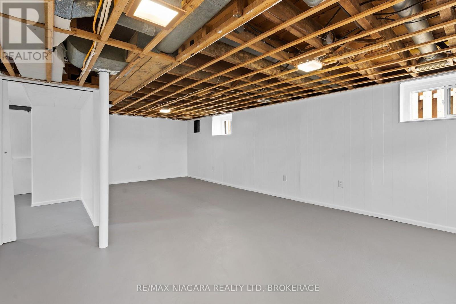 741 ELM STREET - 23