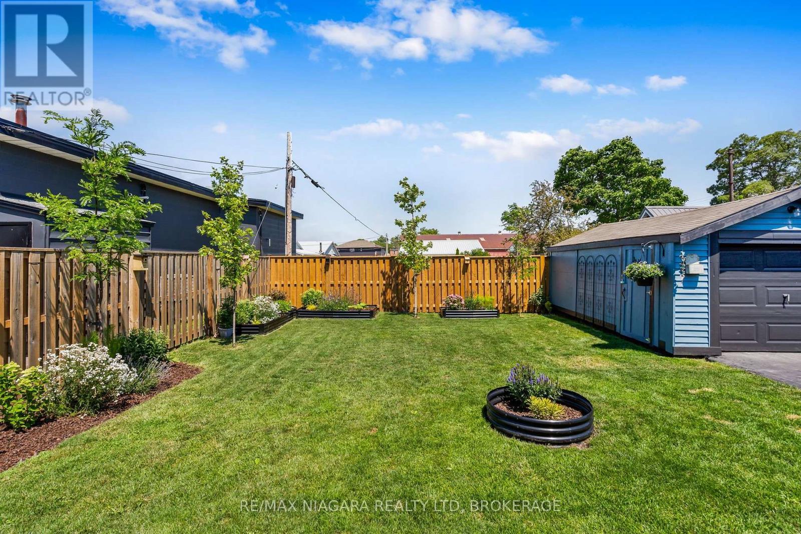 741 ELM STREET - 29