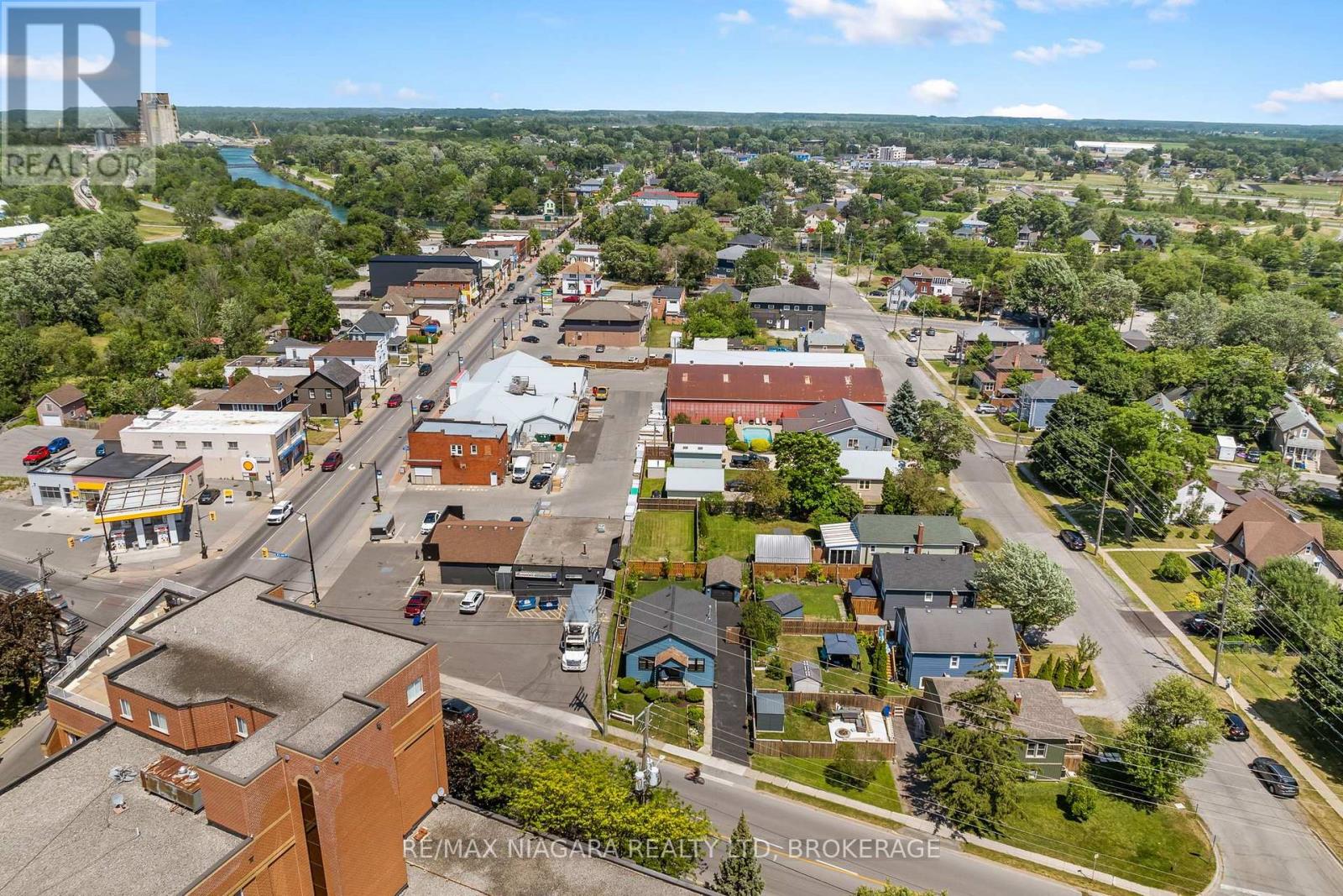 741 ELM STREET - 35