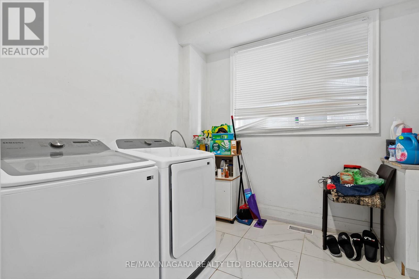 15 MYRTLE STREET - Image 11