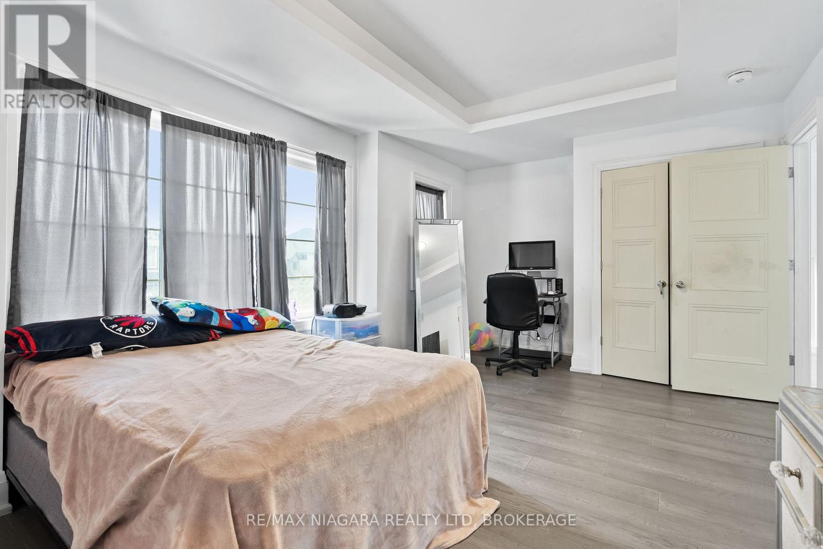 15 MYRTLE STREET - Image 13