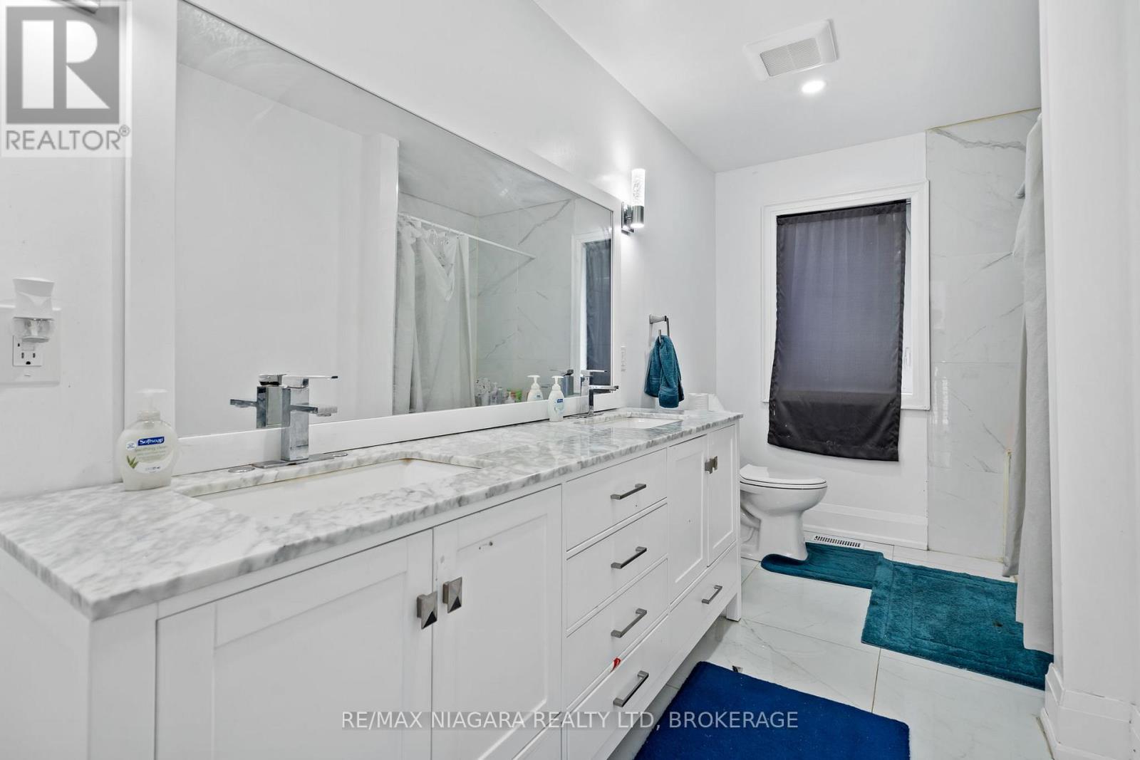 15 MYRTLE STREET - 14