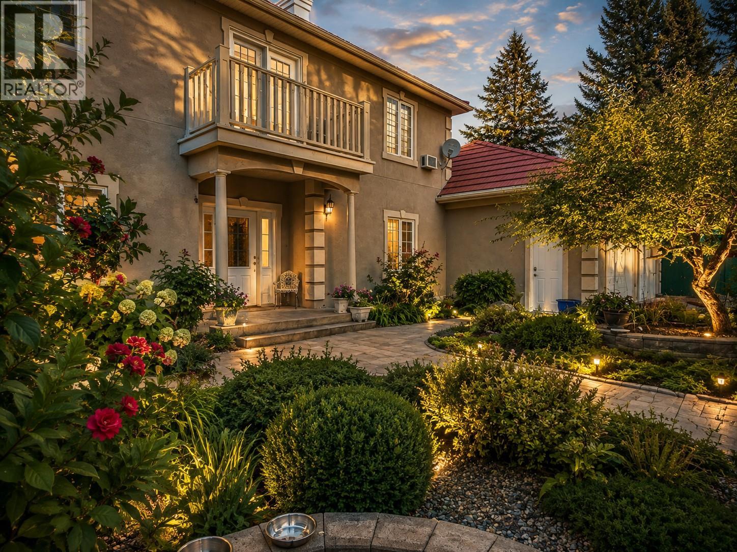456 Lakeview Road - 1