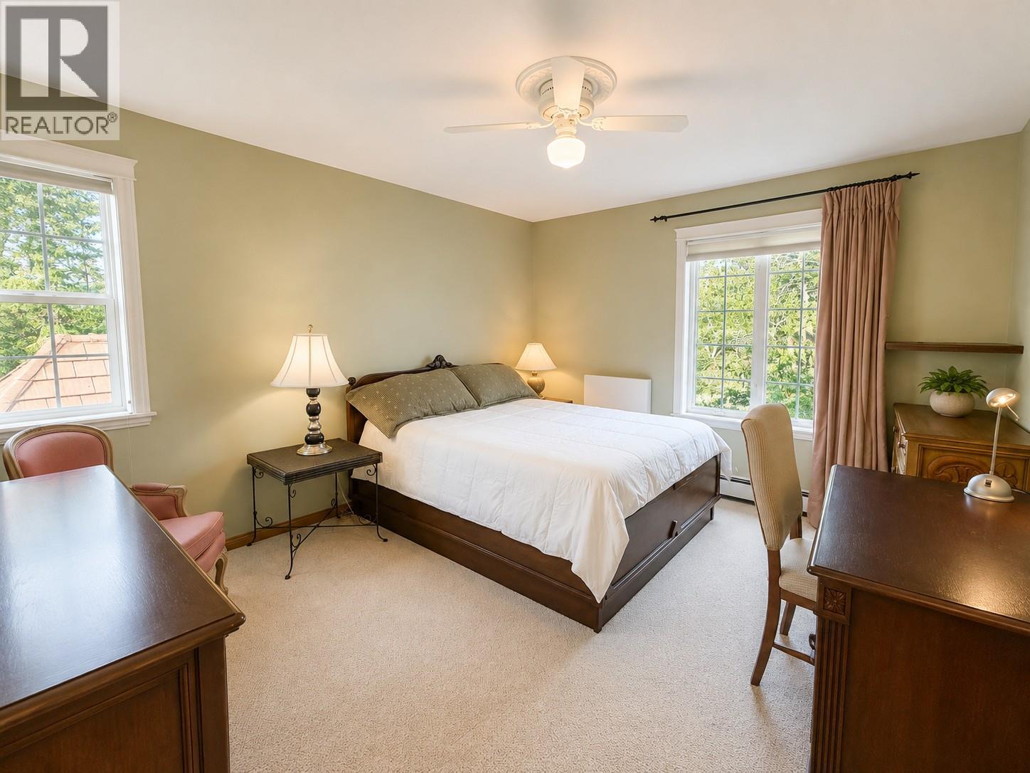 456 Lakeview Road - 45