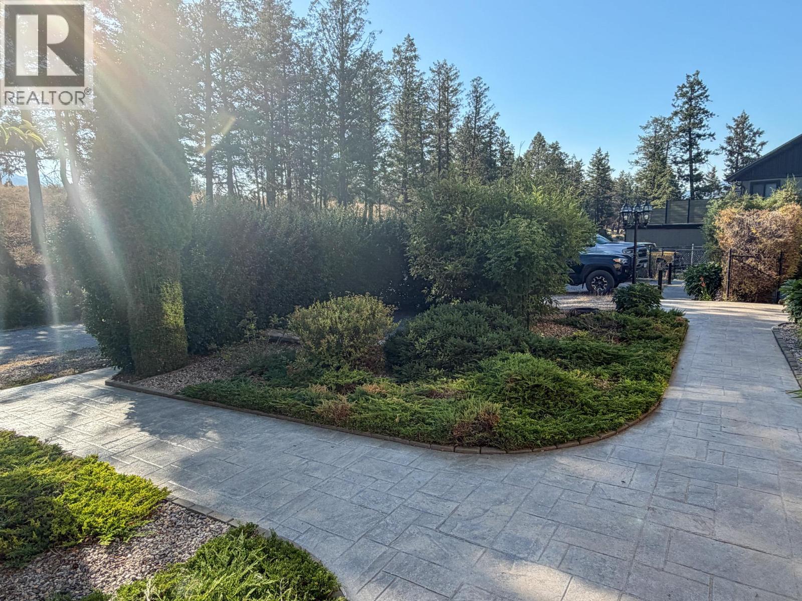 456 Lakeview Road - 3