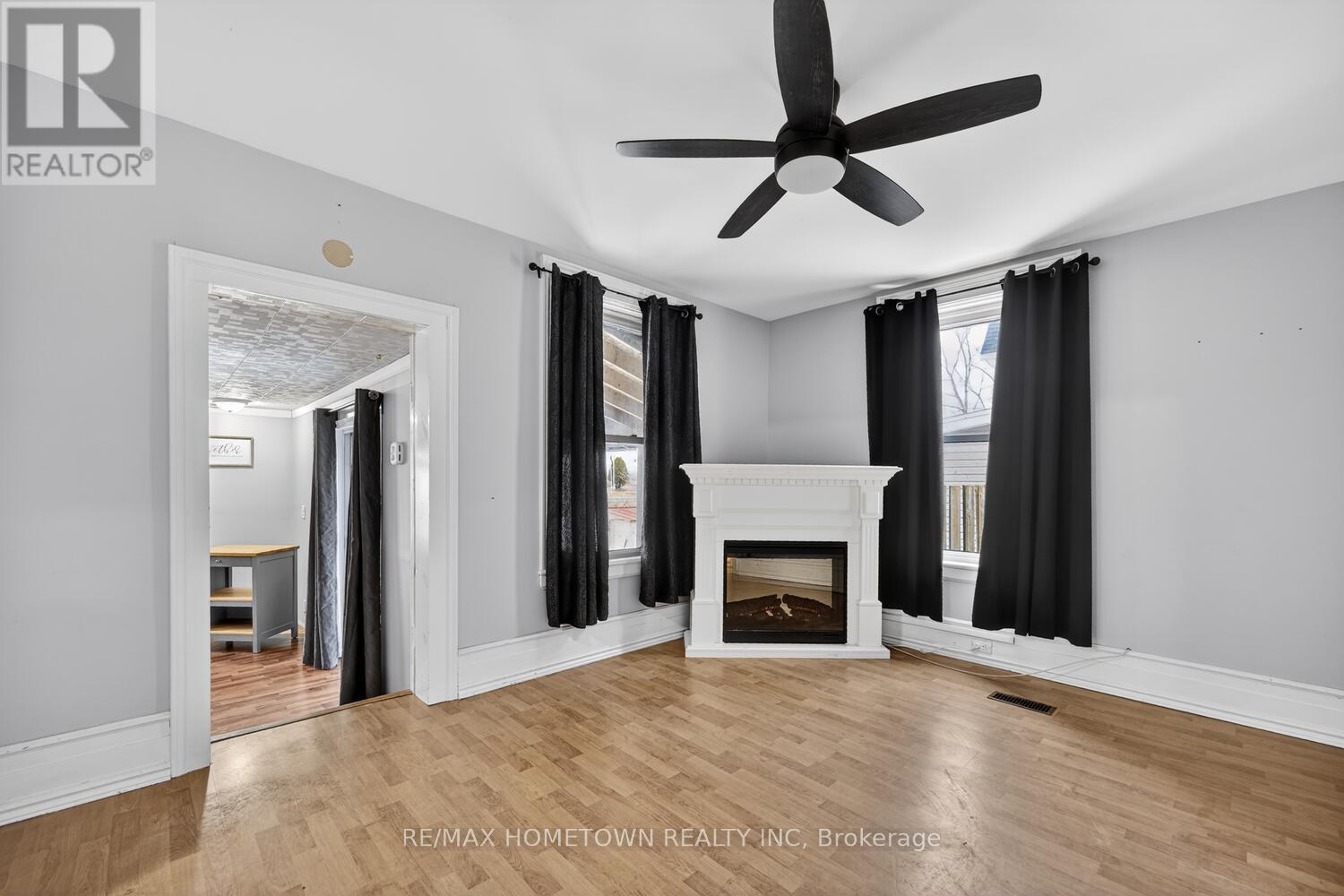 2178 DUNDAS STREET E - Image 10