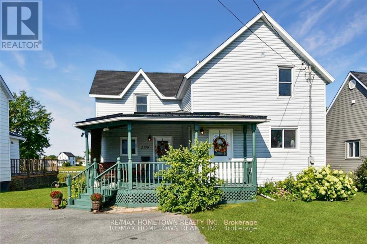 2178 DUNDAS STREET E - 2