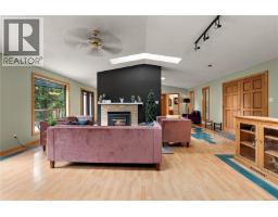 Laundry room - 2344 Damascus Rd, Shawnigan Lake, BC V0R2W1 Photo 10