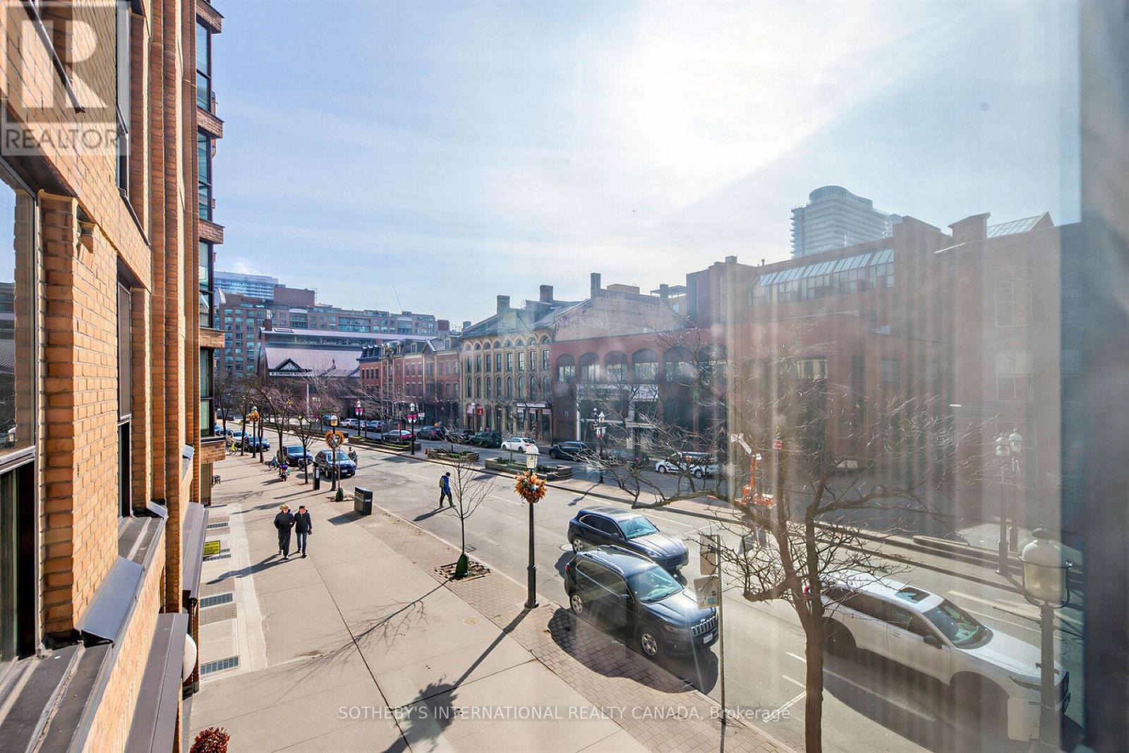 #202 35 CHURCH STREET - 25