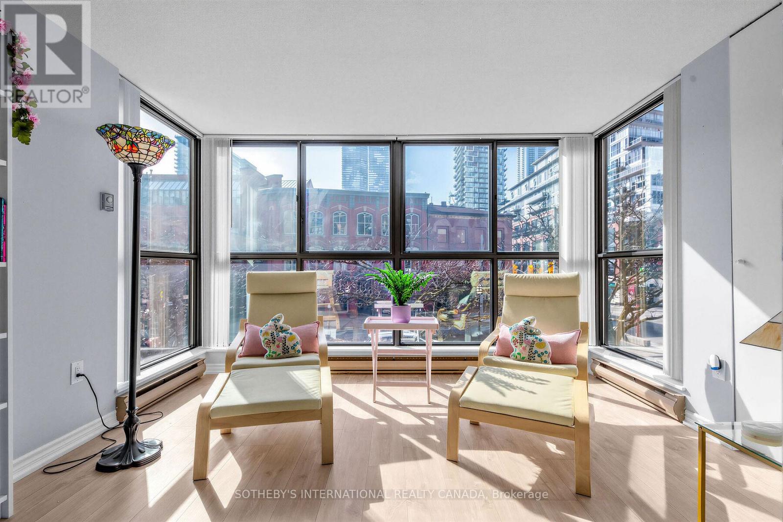 #202 35 CHURCH STREET - Image 5