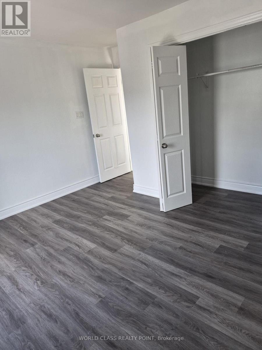13 BROCK STREET E - 11